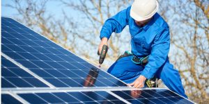 Installation Maintenance Panneaux Solaires Photovoltaïques à Vilhonneur